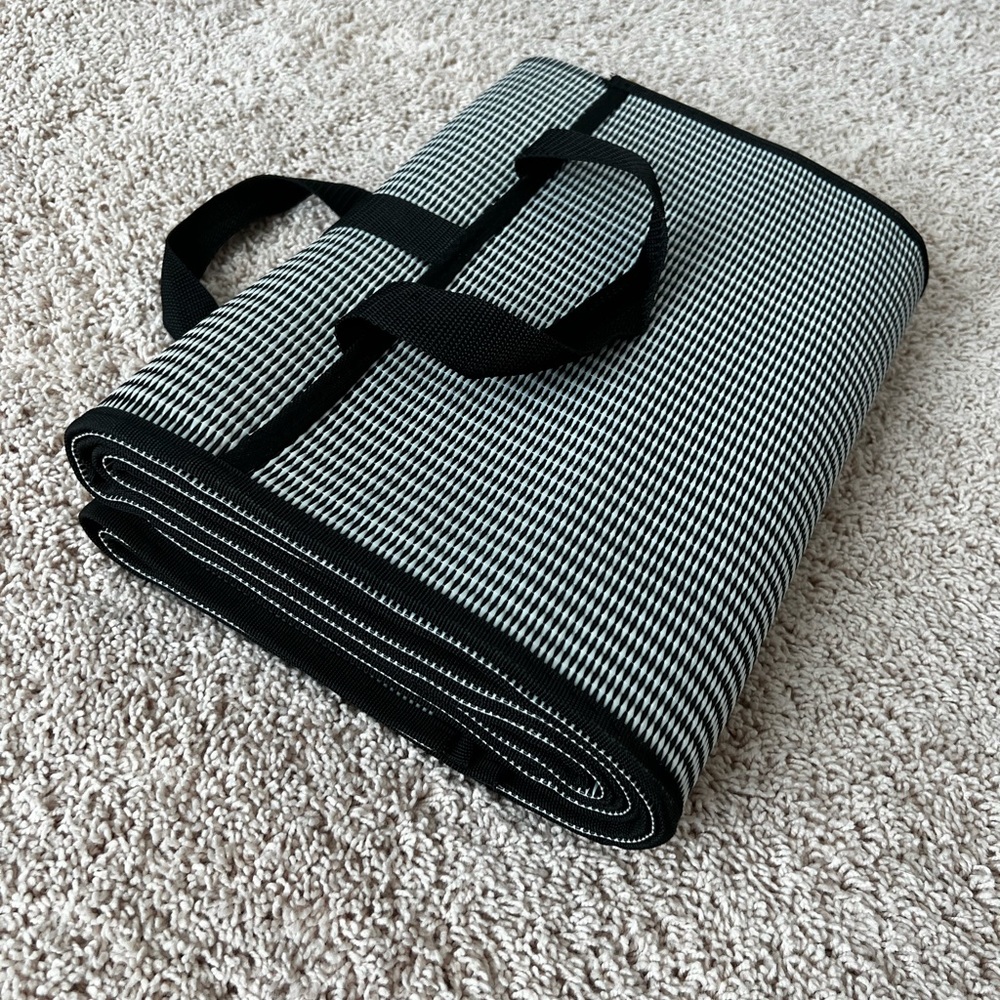 Beach park travel foldable washable mat 77” x 60”